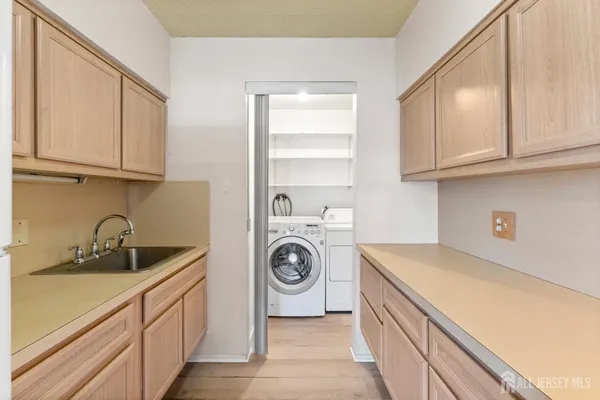 $235,000 | 37 Haven Drive, Matawan, NJ 07747