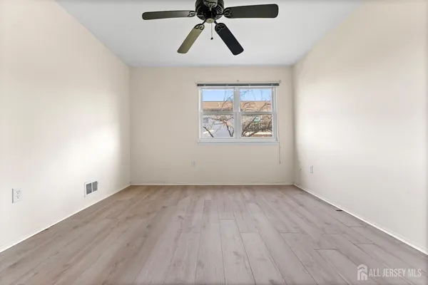 $235,000 | 37 Haven Drive, Matawan, NJ 07747