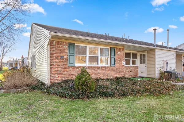 $235,000 | 37 Haven Drive, Matawan, NJ 07747