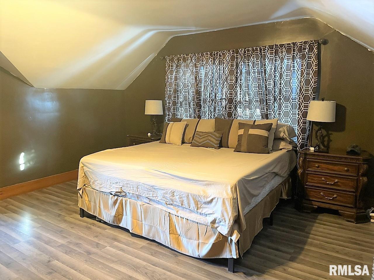 131 South Center Street Oneida, IL 61467 - Photo 20 of 21 Gallery Image 20