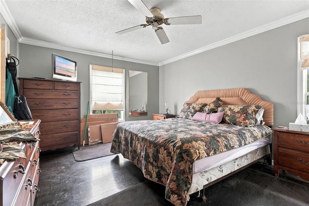 1640 Horseshoe Road Deltona, FL 32725 - Photo 13 of 47 Gallery Image 13