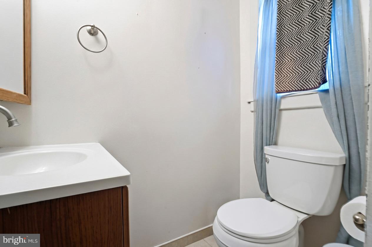 16700 Frederick Road Mount Airy, MD 21771 - Photo 18 of 48 16700 Frederick - 3BR/1.5BA