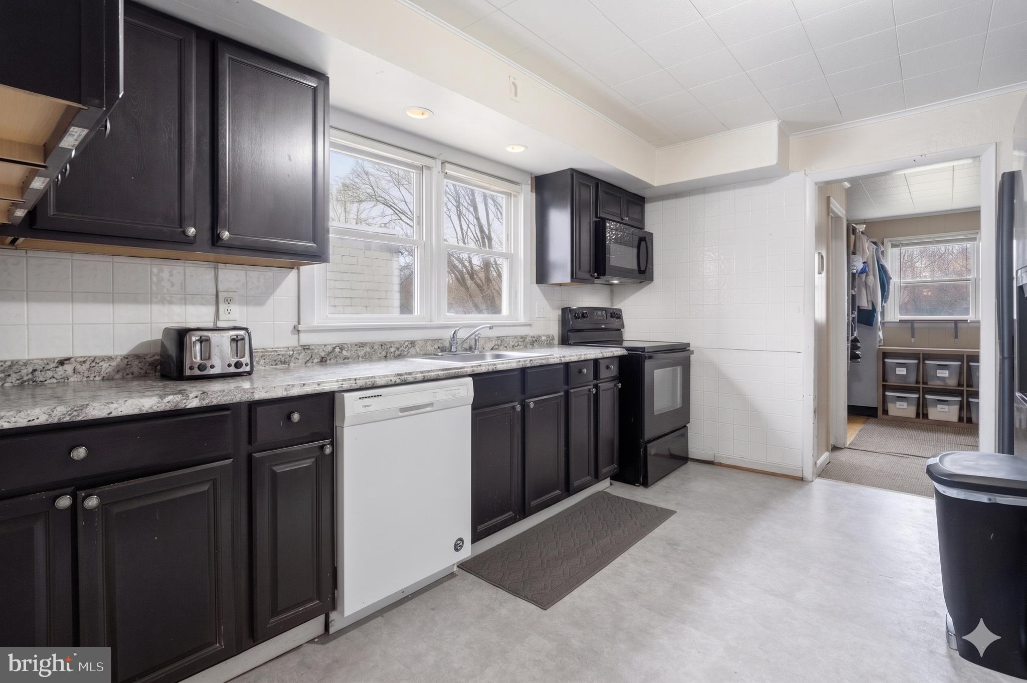 16700 Frederick Road Mount Airy, MD 21771 - Photo 24 of 48 16706 Frederick - 3BR/1.5BA