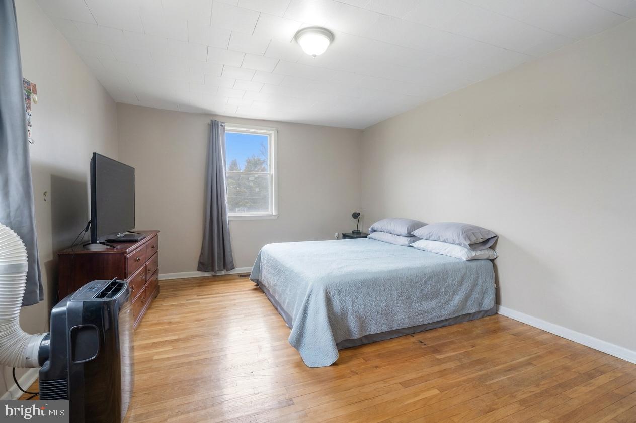 16700 Frederick Road Mount Airy, MD 21771 - Photo 30 of 48 16706 Frederick - 3BR/1.5BA