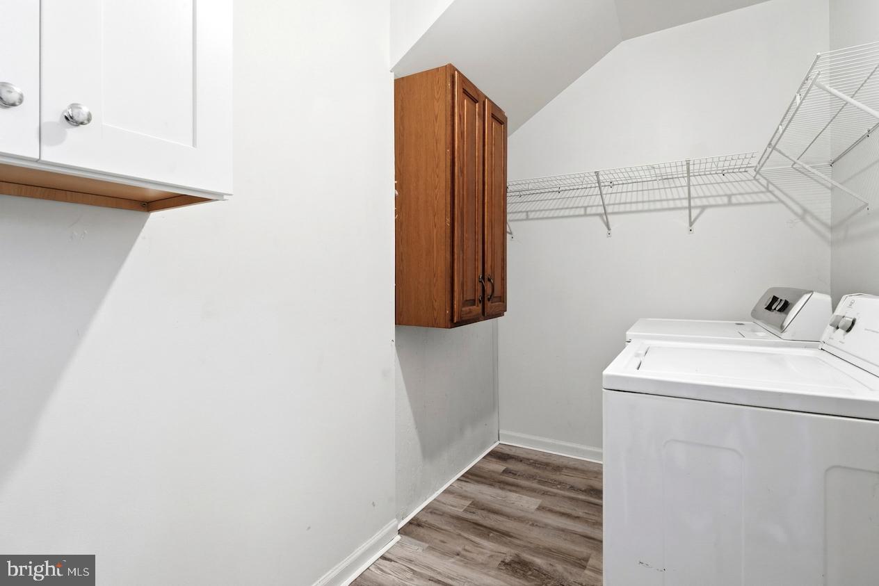 16700 Frederick Road Mount Airy, MD 21771 - Photo 35 of 45 a utility room with dryer and washer