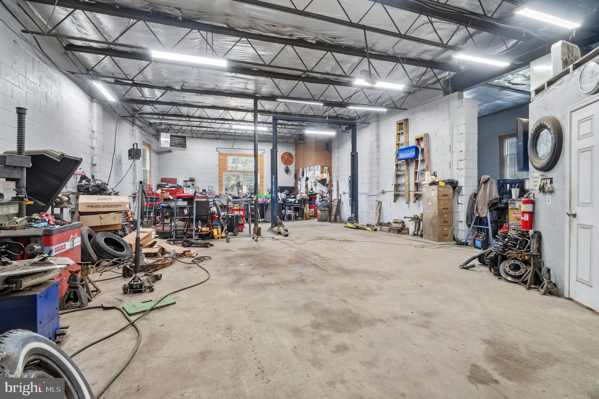 16700 Frederick Road Mount Airy, MD 21771 - Photo 41 of 45 a view of a room with gym equipment