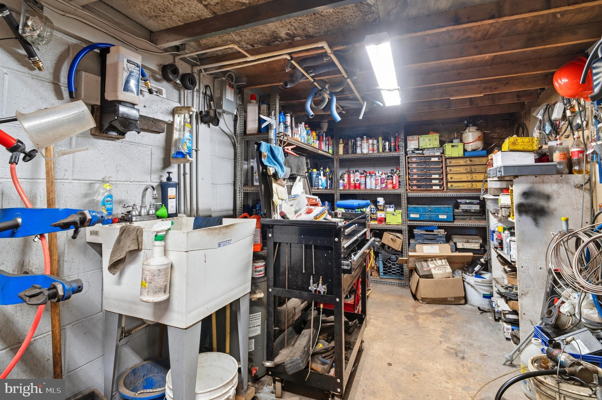 16700 Frederick Road Mount Airy, MD 21771 - Photo 42 of 45 a view of a storage room with furniture