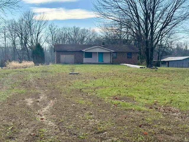 $385,000 | 2411 Highway 62, Boonville, IN 47601