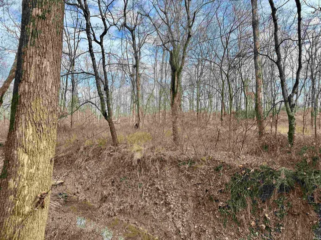 $385,000 | 2411 Highway 62, Boonville, IN 47601