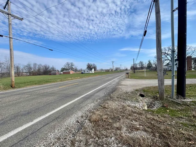 $385,000 | 2411 Highway 62, Boonville, IN 47601