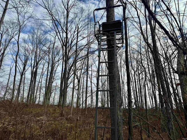 $385,000 | 2411 Highway 62, Boonville, IN 47601