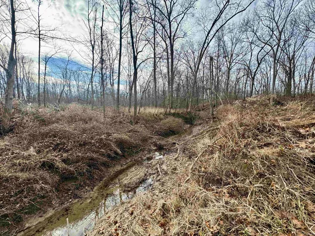 $385,000 | 2411 Highway 62, Boonville, IN 47601