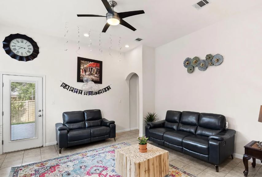 2781 Santa Ana Lane Round Rock, TX 78665 - Photo 8 of 22 a living room with furniture