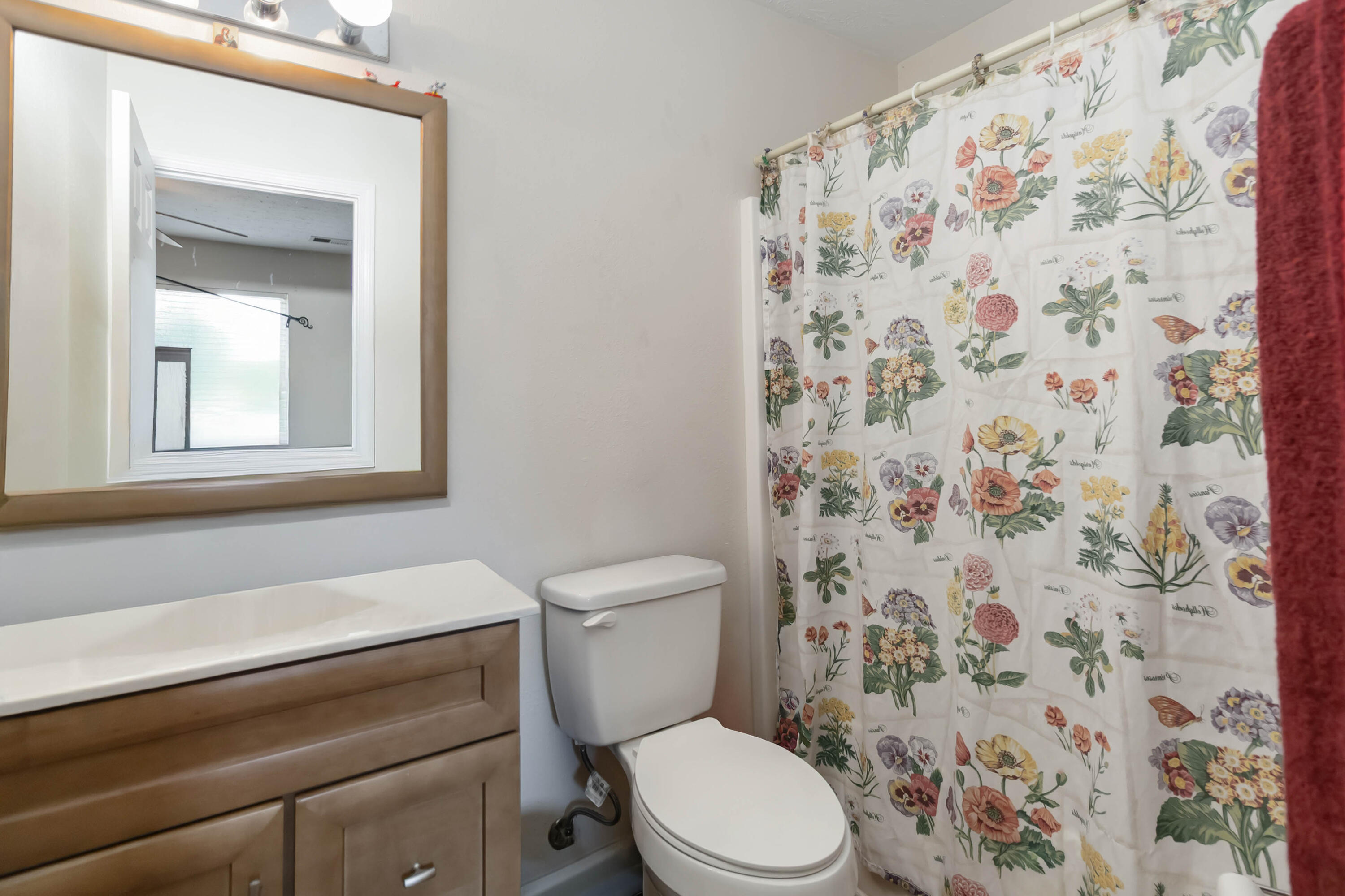1945 Sandersville Road Lexington, KY 40511 - Photo 19 of 24 020