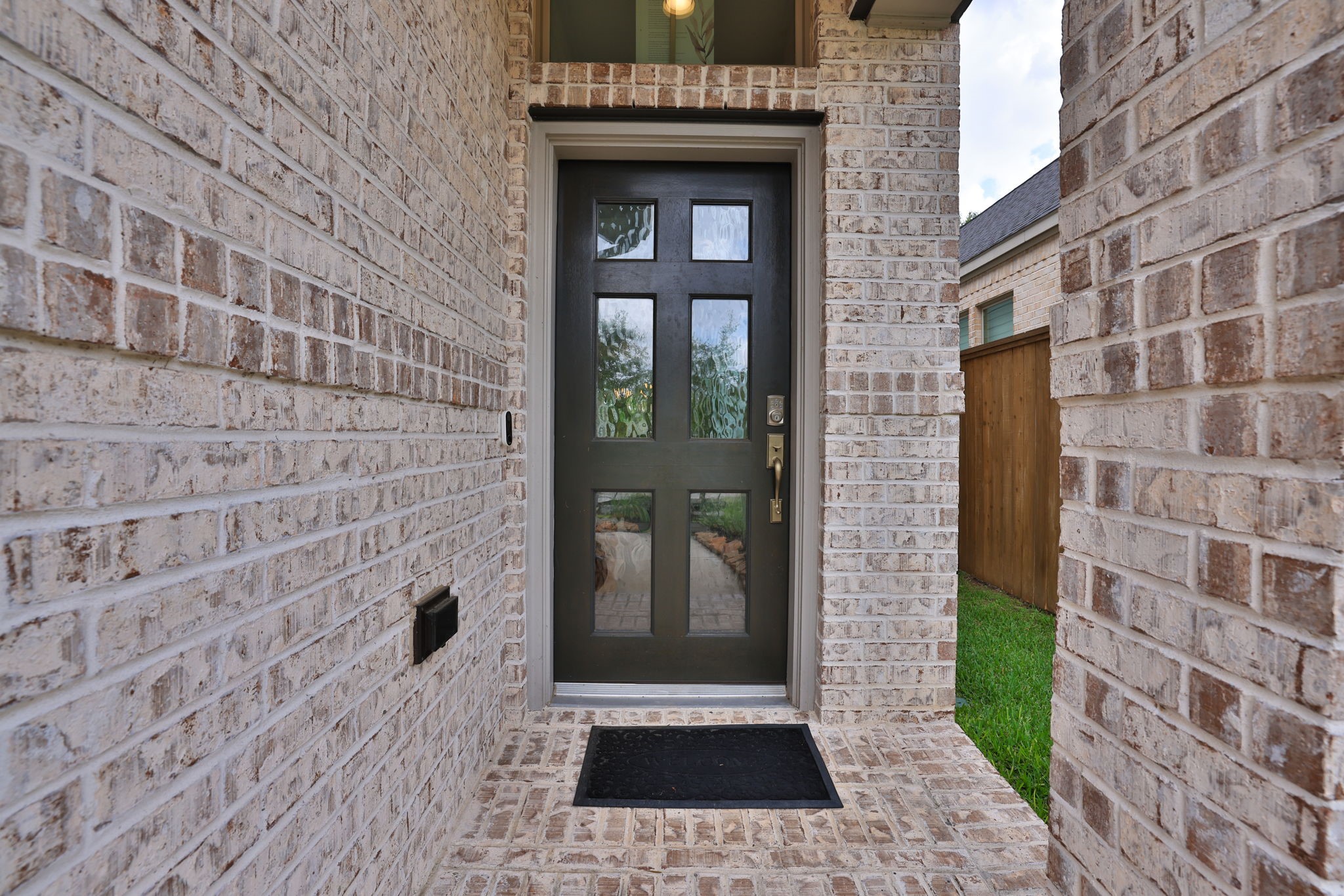 317 Rise Lane Montgomery, TX 77316 - Photo 5 of 40 Gallery Image 5
