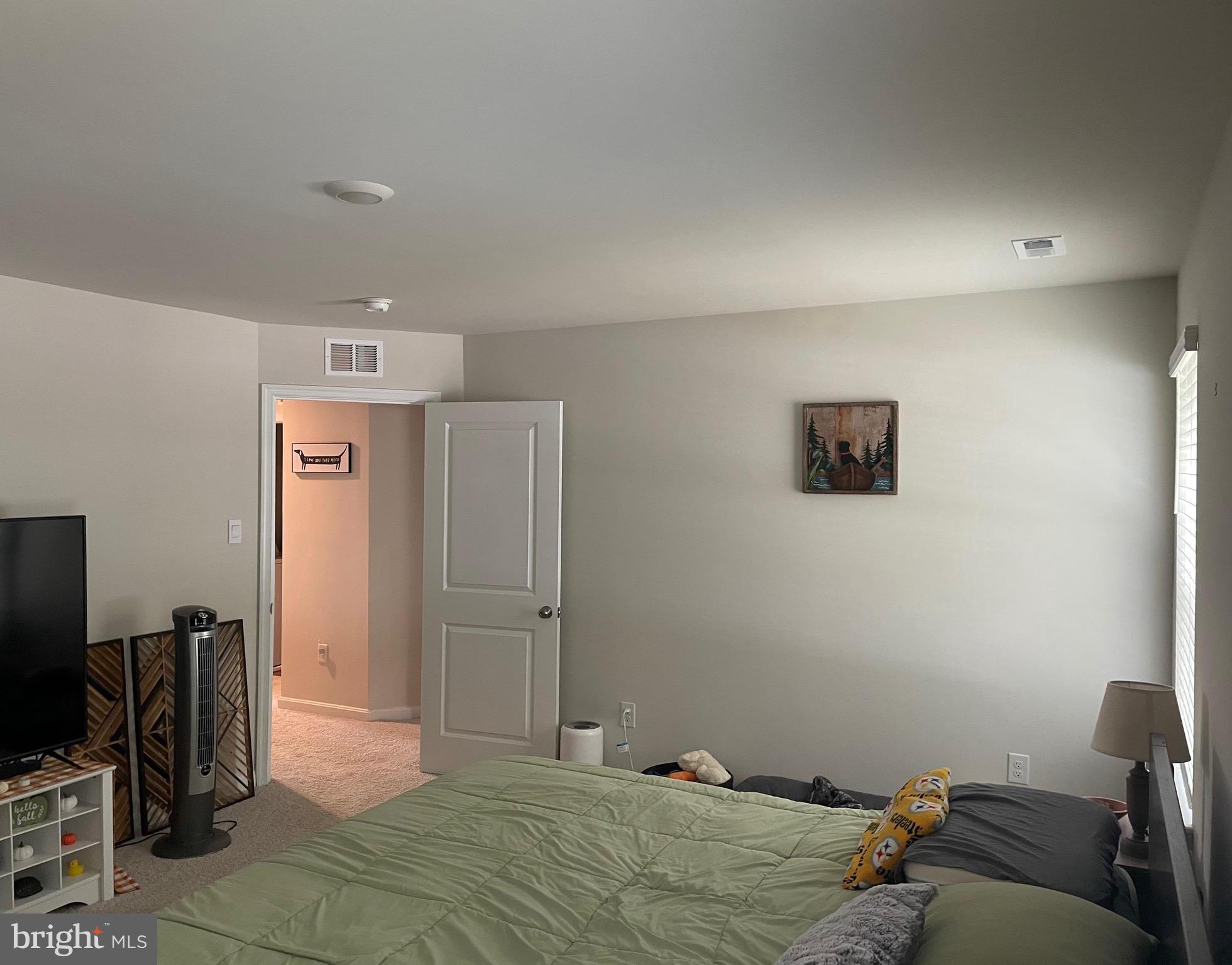 6088 Deborah Drive Spring Grove, PA 17362 - Photo 33 of 59 Room for sitting area
