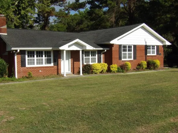 $1,650 | 1271 Ash Little River Road Northwest, Ash, NC 28420