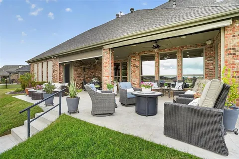 $849,900 | 2312 Marseilles Court, Granbury, TX 76048