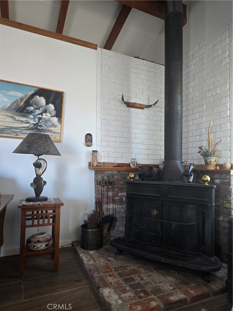 62360 San Andreas Road Joshua Tree, CA 92252 - Photo 19 of 69 Living Room
