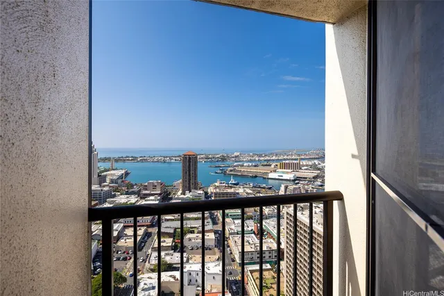 $510,000 | 60 North Beretania Street, Unit 3601, Honolulu, HI 96817