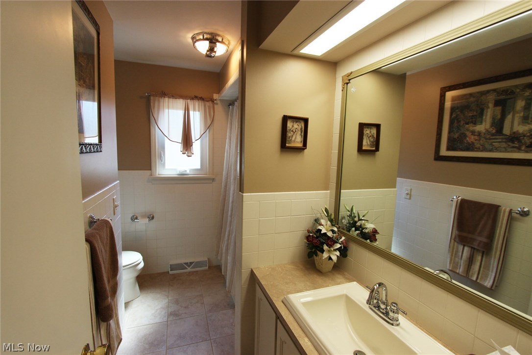 3610 Galloway Road, Unit 2 Sandusky, OH 44870 - Photo 16 of 18 Gallery Image 16