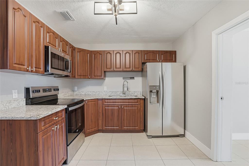 6712 River Road Tampa, FL 33615 - Photo 11 of 28 Gallery Image 11
