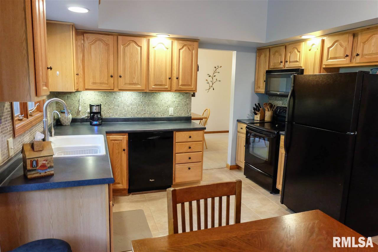 30 Indian Trail Road Macomb, IL 61455 - Photo 14 of 25 Gallery Image 14