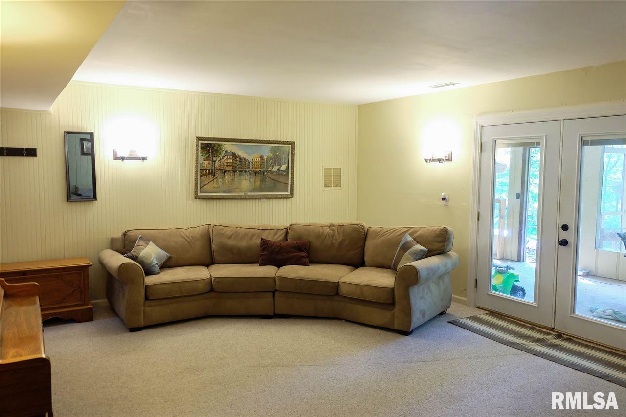 30 Indian Trail Road Macomb, IL 61455 - Photo 18 of 25 Gallery Image 18