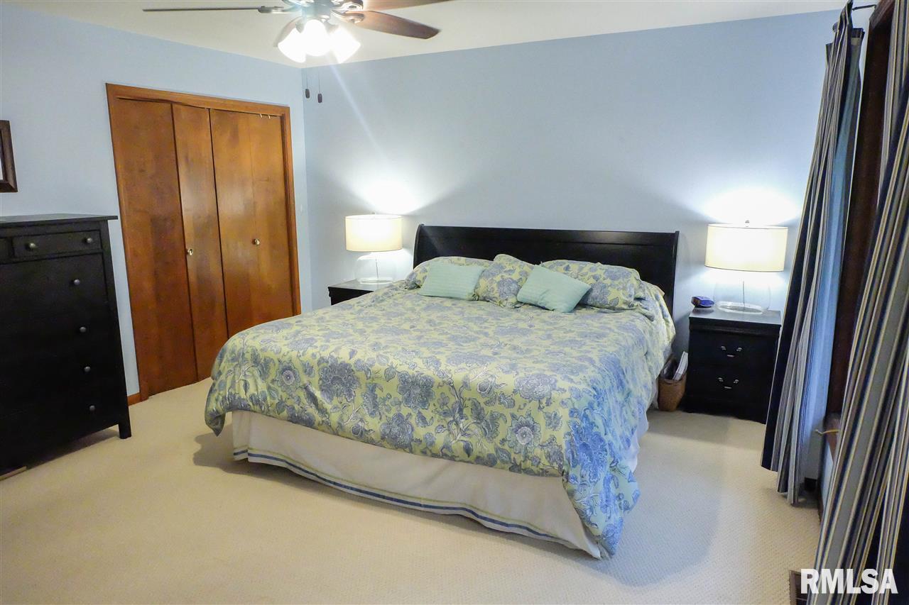 30 Indian Trail Road Macomb, IL 61455 - Photo 3 of 25 Gallery Image 3