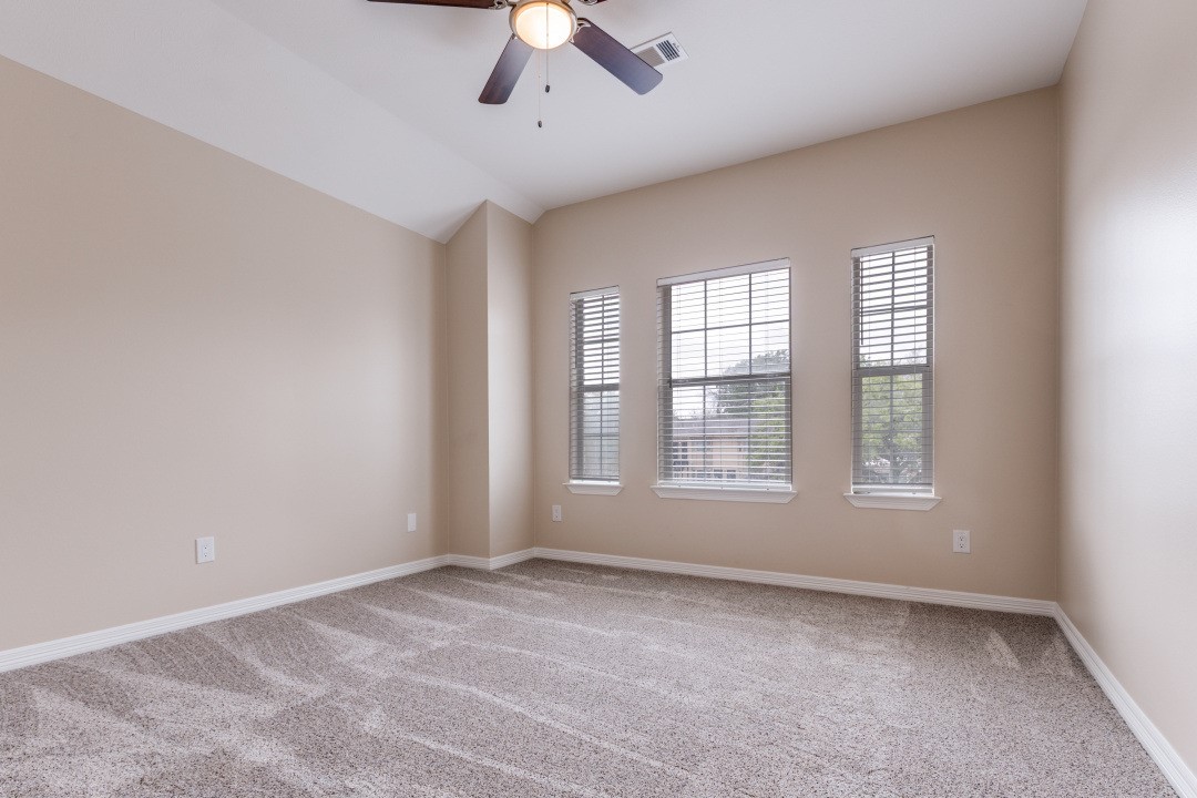 3231 Alabama Street Houston, TX 77004 - Photo 17 of 20 a view of an empty room with a window