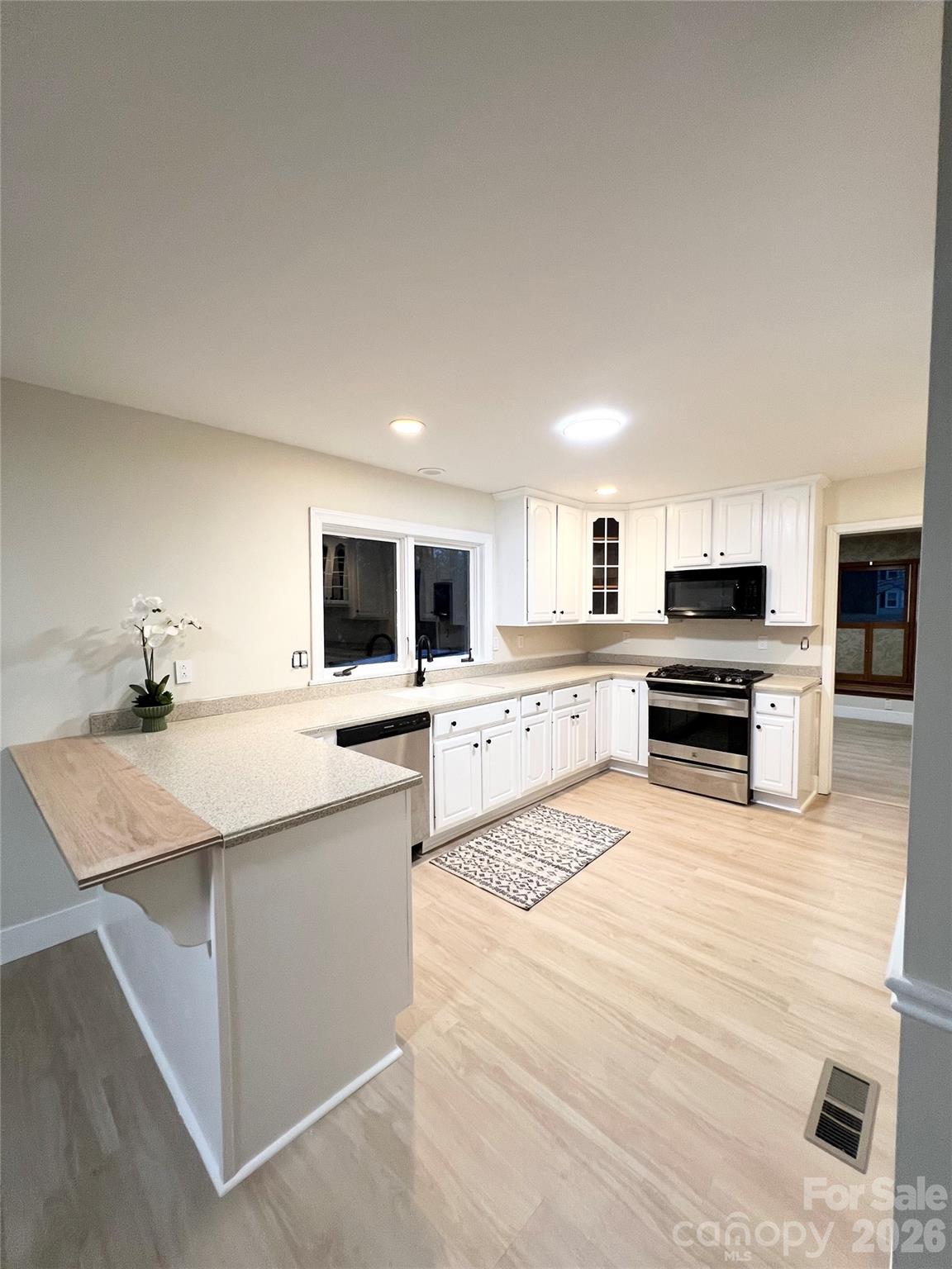 7220 Timber Ridge Drive Mint Hill, NC 28227 - Photo 9 of 34