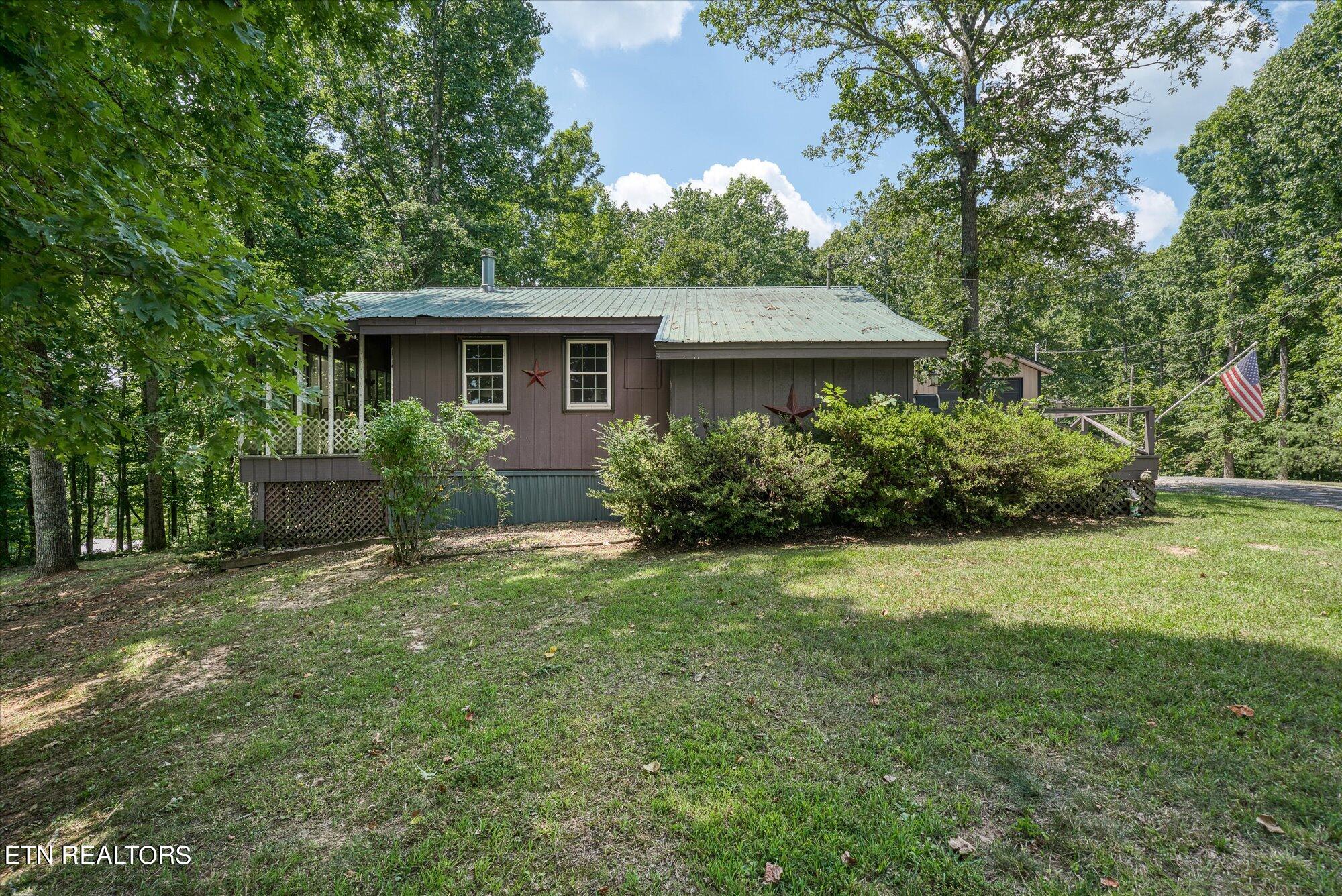 195 Millie Ridge Road Celina, TN 38551 - Photo 2 of 43 02-195 Millie Ridge Rd-13-2