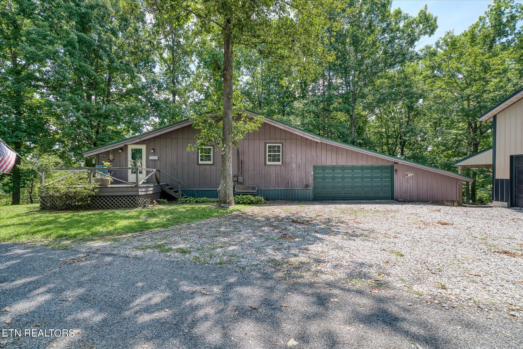 195 Millie Ridge Road Celina, TN 38551 - Photo 4 of 43 04-195 Millie Ridge Rd-24-2