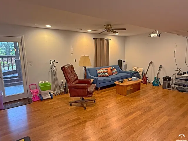 $364,900 | 3112 Sherwood Drive, Lawrence, KS 66049