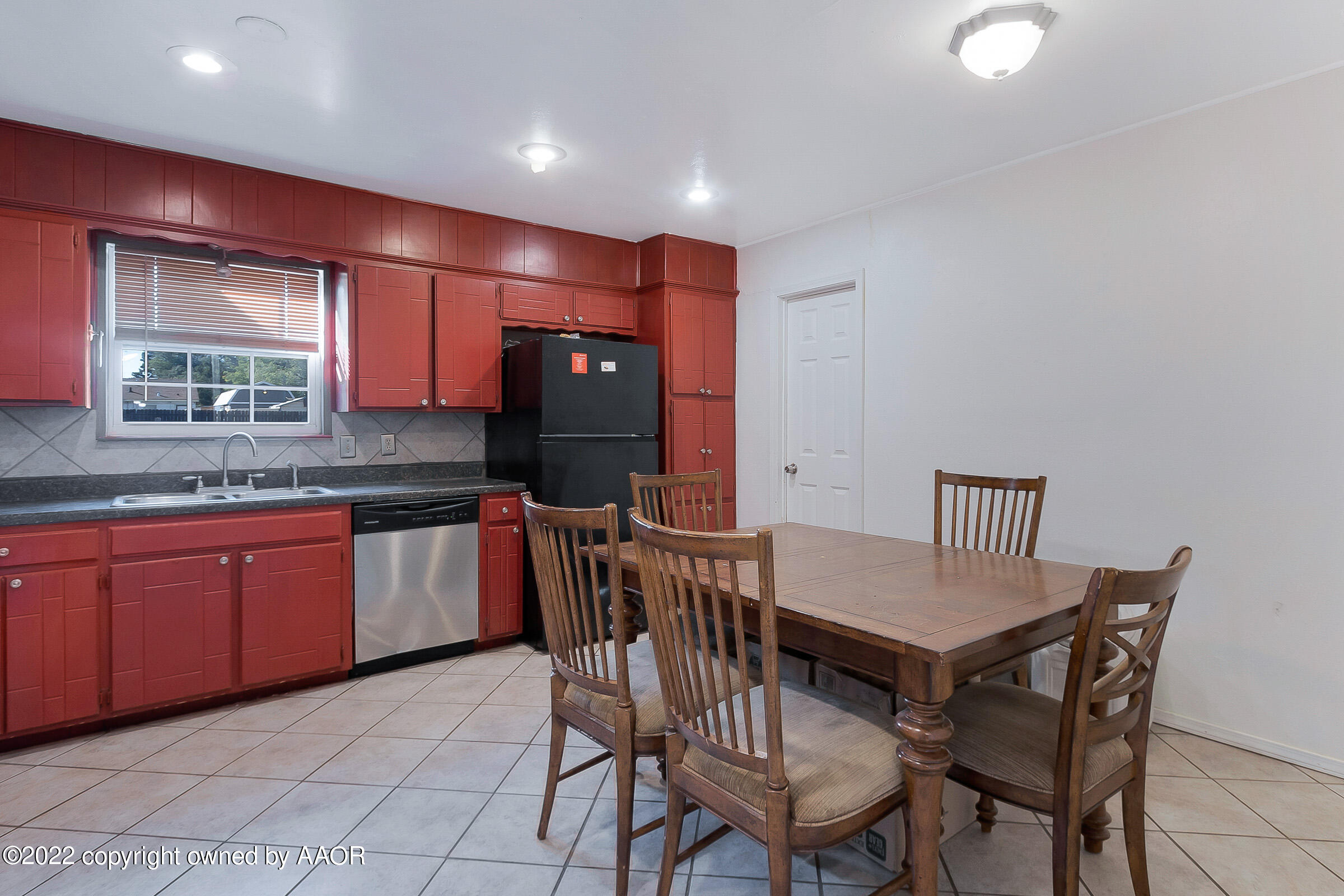 3814 South Hayden Street Amarillo, TX 79110 - Photo 5 of 16 005_Kitchen and Dining