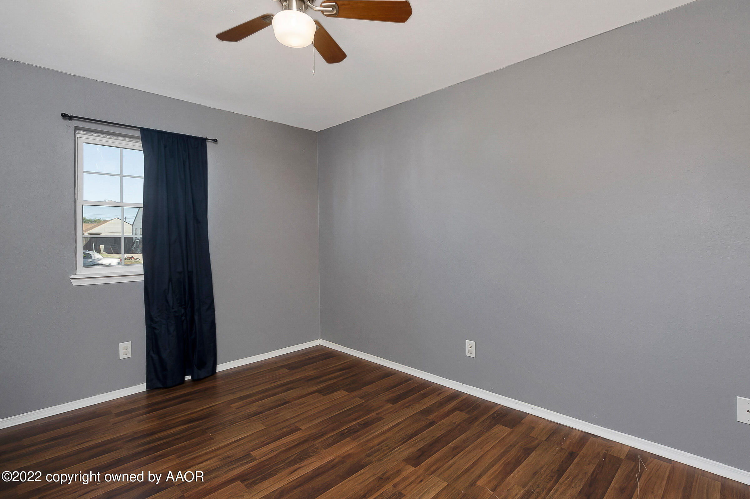 3814 South Hayden Street Amarillo, TX 79110 - Photo 10 of 16 010_Bedroom 2