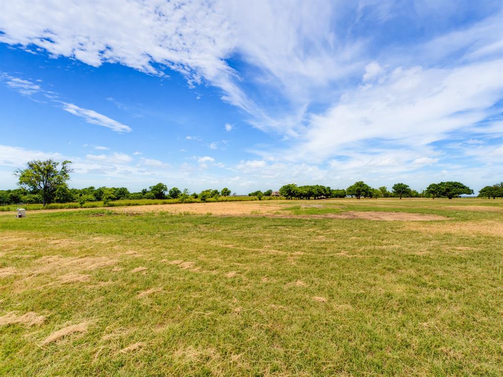 2695 Old Decatur Road Alvord, TX 76225 - Photo 2 of 17