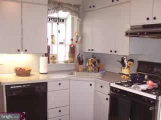 120 East Avon Road Brookhaven, PA 19015 - Photo 3 of 5 Gallery Image 3