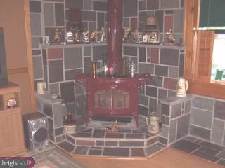 120 East Avon Road Brookhaven, PA 19015 - Photo 5 of 5 Gallery Image 5