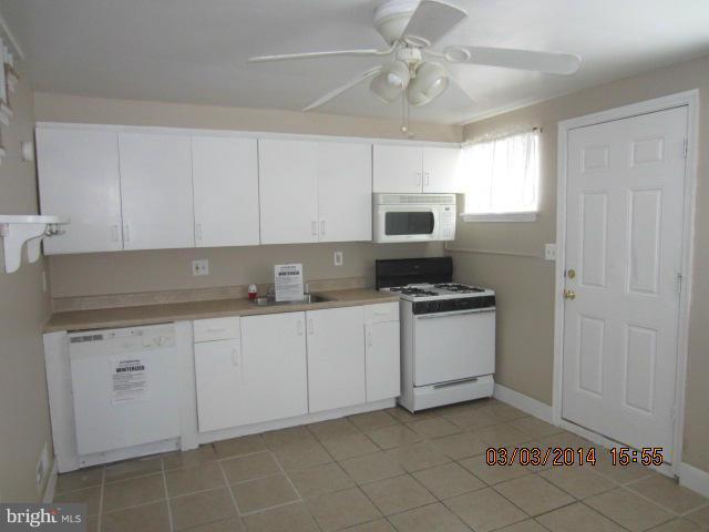1903 Eastfield Road Dundalk, MD 21222 - Photo 3 of 13 Kitchen