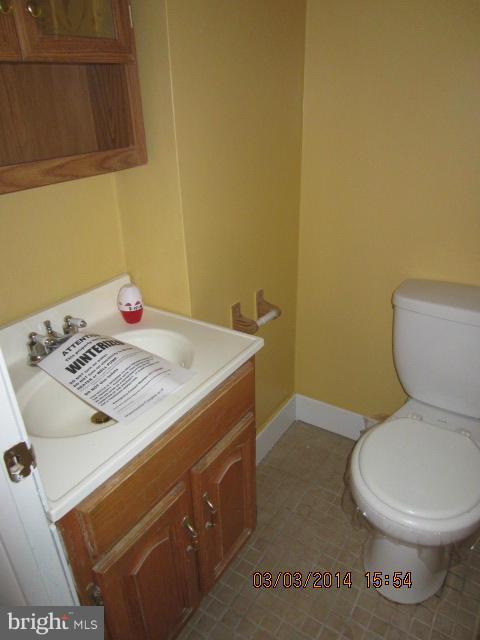 1903 Eastfield Road Dundalk, MD 21222 - Photo 10 of 13 Bath