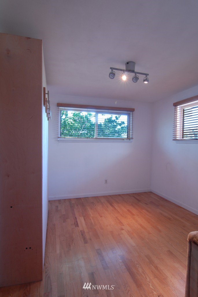 402 South 36th Street Renton, WA 98055 - Photo 17 of 22