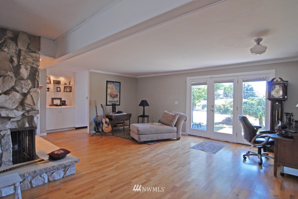 402 South 36th Street Renton, WA 98055 - Photo 4 of 22