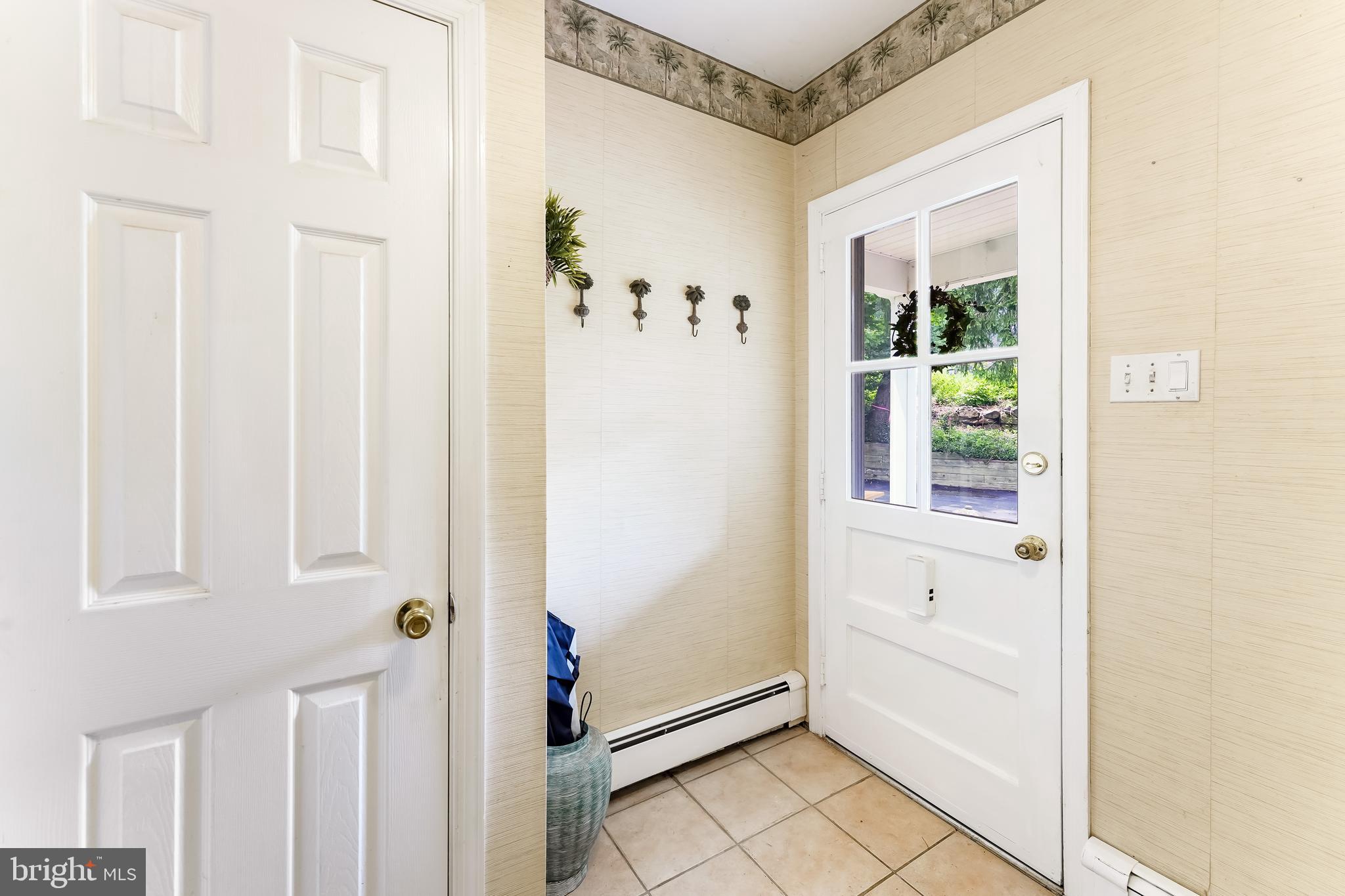 1060 Waterloo Road Berwyn, PA 19312 - Photo 22 of 43 Side Entry -Mudroom