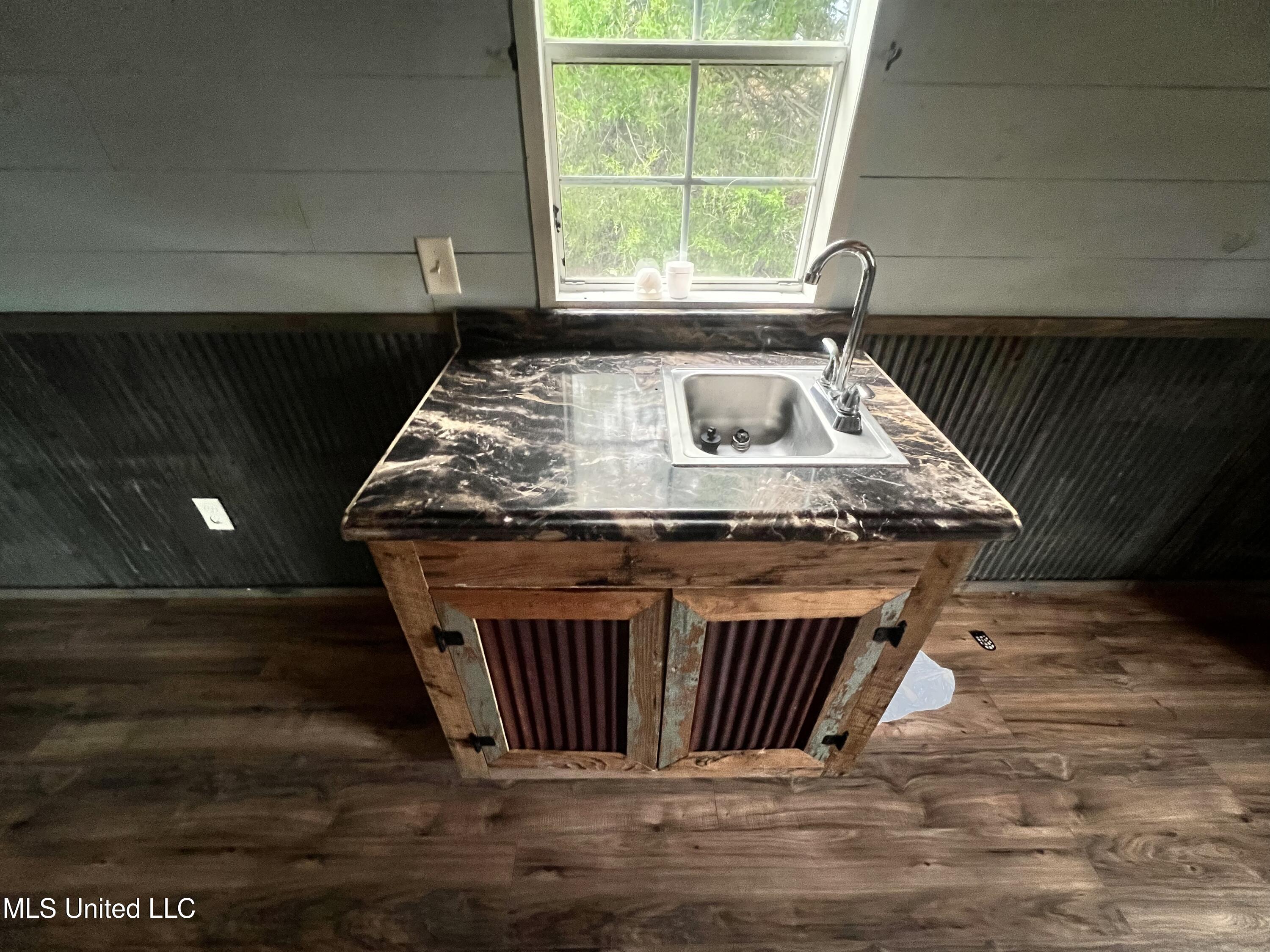 2465 Singleton Road Carthage, MS 39051 - Photo 8 of 12 ACA5F1A0-2EE4-4908-B07D-9D03848A74DB