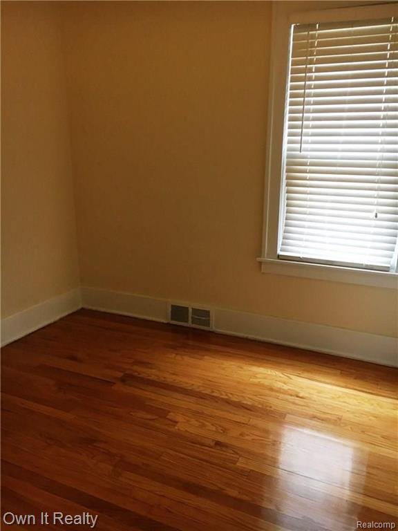 7739 Mead Street Dearborn, MI 48126 - Photo 21 of 49