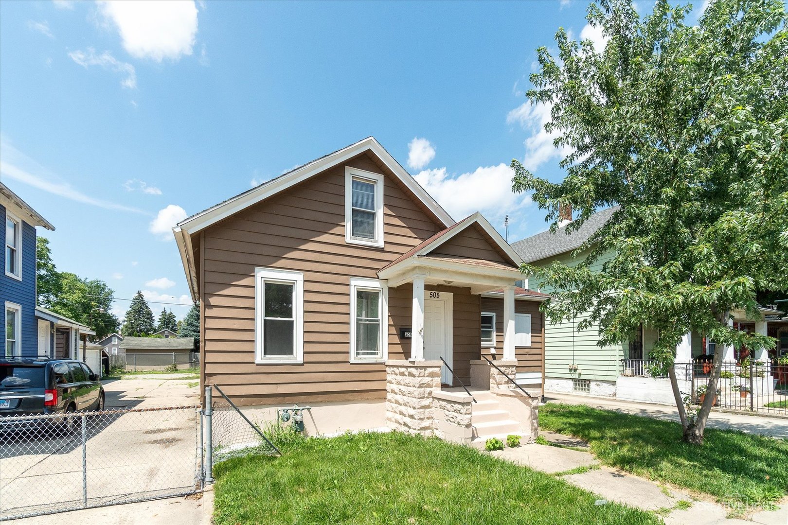 505 East Jackson Street, Unit 2 Joliet, IL 60432 - Photo 1 of 14