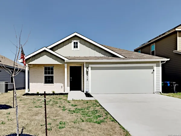 $1,919 | 6815 Hibiscus, San Antonio, TX 78218