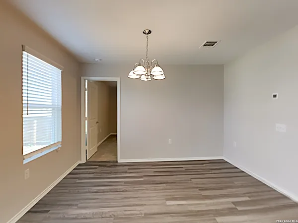 $1,919 | 6815 Hibiscus, San Antonio, TX 78218