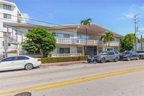 $180,000 | 8040 Tatum Waterway Drive, Unit 3, Miami Beach, FL 33141